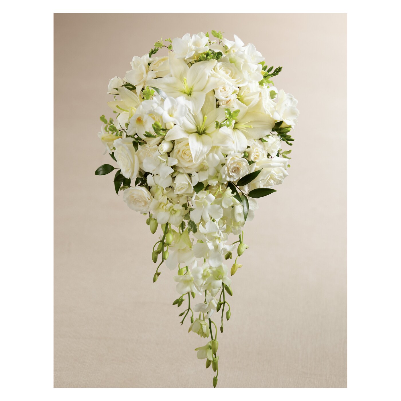 White Wonders Bouquet flower arrangement